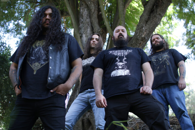 GROUPPHOTOGRASS3_AllenFalcon